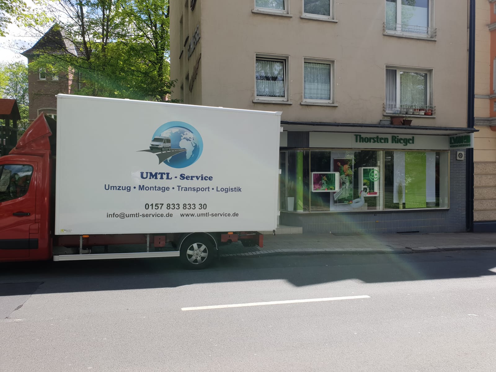 Umzug Umzugsunternehmen UMTL Transport Haushaltsauflösung Gevelsberg  Schwelm  Ennepetal  Hagen  Solingen  Remscheid  Dortmund  Essen  Mettmann  Velbert Düsseldorf Velbert Hilden