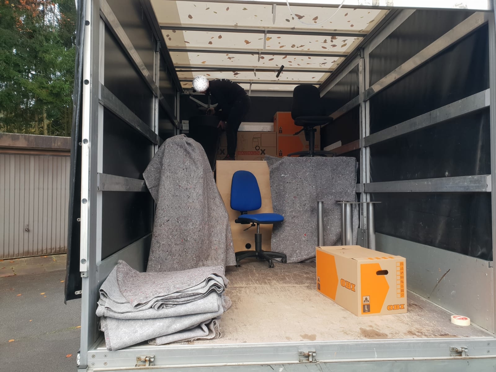 Preiswert schnell günstige saubere Arbeit Umziehen Umzug Umzugsfirma UMTL Transport Haushaltsauflösung Gevelsberg  Schwelm  Ennepetal  Hagen  Solingen  Remscheid  Dortmund  Essen  Mettmann  Velbert Düsseldorf Velbert Hilden